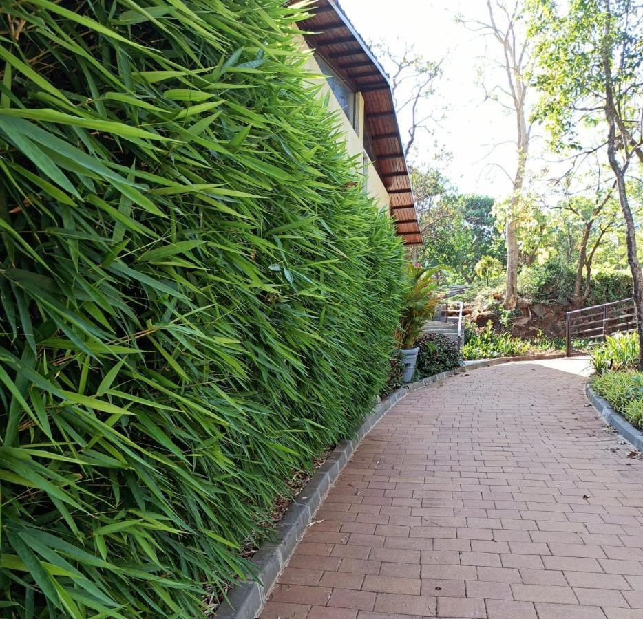 Encore A Boutique Resort Mulshi Exteriör bild